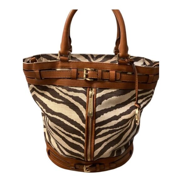 Michael Kors Kingsbury Brown Zebra Stripe Bucket Tote Bag - Picture 15 of 15
